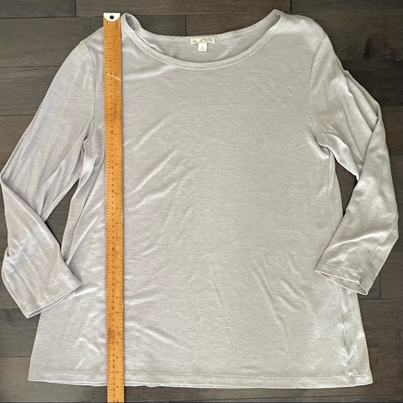 Gap 3/4 length sleeves top - Picture 3 of 4